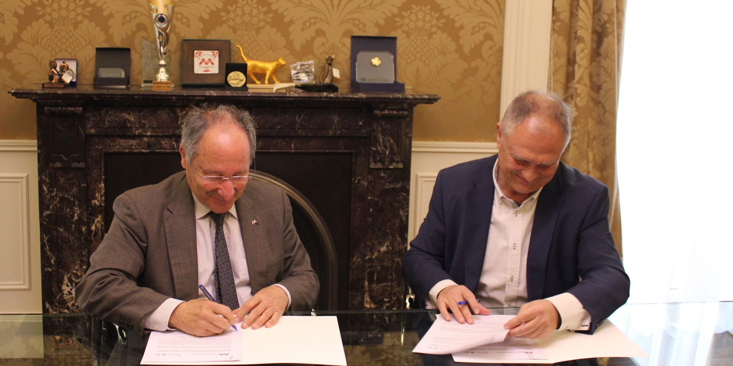 040423_conveni_agencia_valenciana_territori